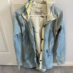 Burton Dry Ride Chambray Jacket New Without Tags In Size Medium. From A Clean Smoke Free And Pet Free Home. Chambray Jacket, Chambray, Color Blue, Jackets & Coats, Jackets For Women, Size Medium, Pet, Tags, Women Shopping