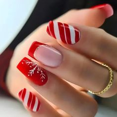 Nail Art Noel, Valentine Nails, Cute Christmas Nails, Manicure Tips, White Nail