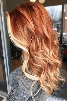 Looking to spice up your red locks with a touch of sunshine? Red hair with blonde highlights is the perfect combination to add dimension, depth, and a playful twist to your fiery mane. This versatile Copper Blonde Hair, Balayage Blond, Blond Balayage, Ginger Hair Color, Red To Blonde