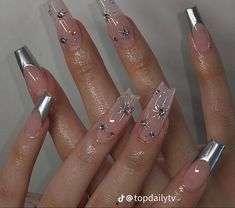 Summer Aura, Chrome Nails Silver, Birthday Nail Designs, Star Nail, Nails Gel Nails, Chrome Nails Designs, Custom Press On Nails, Edgy Nails, Simple Acrylic Nails