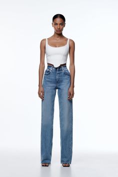 WIDE LEG JEANS - Blue | ZARA United States Jeans And Bodysuit, Zara Wide Leg Jeans, Strap Crop Top, Corset Crop Top, Los Angeles Style, Cotton Romper, Poplin Dress, Top Crop, Jeans Outfit