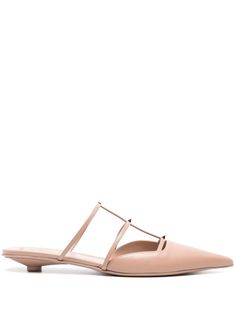 blush beige calf leather signature gold-tone Rockstud detailing caged design slip-on style pointed toe branded footbed kitten heel Valentino Kitten Heels, Pink Valentino Heels, Valentino Rockstud Flats, Turquoise Sandals, Valentino One Stud Shoes, Valentino Roman Stud Shoes, Womens Mules, Flip Flop, Leather Sandals Flat