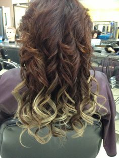 Auburn Brown, Blonde Tips, Auburn, Hair And Nails, Curly Hair Styles, Blonde, Hair Color, Long Hair Styles, Hair Styles