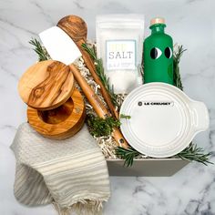 Gourmet Kitchen Essentials Gift Box with YiaYia's Basil Extra Virgin Olive Oil- featuring Le Creuset at ekuBOX. Perfect for any kitchen. La Creuset, Wood Salt Cellar, 31 Gifts, Gift Box Birthday, Employee Appreciation Gifts, Holiday Gift Box, Spicy Chili, Gourmet Kitchen, Wood Spoon