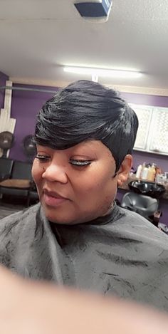 27 Piece Quick Weave Hairstyles, 27 Piece Quick Weave, Short Quick Weave, Headpiece Hairstyles, Short Hair Waves, Braids Styles, Short Hair Pixie Cuts