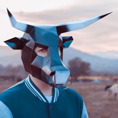 Make your own bull mask in an easy and simple way for parties, events (like Halloween or Carnival), festivals, photography, or just for fun! 😋 Bull Mask Diy, Bull Mask, Template Papercraft, Cow Mask, Low Poly Mask, Printable Mask, Mask Printable, Mask Paper, Unicorn Mask