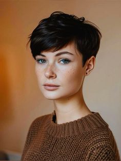 Tomboy Haircut, Super Short Haircuts, Short Choppy Haircuts, Funky Hair, Choppy Haircuts, Stylish Short Haircuts, Stylish Short Hair, Long Face Hairstyles