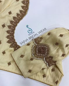 Silk Saree Blouse Designs Patterns, New Saree Blouse Designs, Wedding Saree Blouse Designs, Traditional Blouse Designs, Cutwork Blouse Designs, Blouse Design Images, Sari Blouse Designs, New Blouse Designs, Wedding Blouse Designs