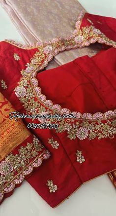 Saree Border Designs Embroidery, Red Blouse Design, Maggam Blouse, Blouse Works, Blouse Designs High Neck, Blouse Designs Catalogue, New Saree Blouse Designs, Latest Model Blouse Designs