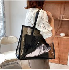 Trendy Portable Tote Shoulder Bag, Trendy Bags For Daily Use, Trendy Portable Bags For Daily Use, Casual Handheld Satchel With Zipper, Casual Handheld Satchel With Zipper Closure, Trendy Bags With Zipper Pocket, Trendy Daily Use Pouch Satchel, Trendy Large Satchel For Everyday, Trendy Daily Use Bag With Zipper Pocket