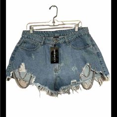 Shein Women’s Blue Jean Shorts Xxl Zipper Silver Chain Design Shein Women’s Blue Jean Shorts Xxl Zipper Silver Chain Design, Light Blue, Made China, Machine Wash, 83% Cotton, 16% Polyester, 5 Viscose, Waist 32”, Length 13”, Inseam 2”, 5 Pockets Edgy Blue Bottoms For Night Out, Silver Chain Design, Shein Women, Shein Shorts, Blue Jean Shorts, Design Light, Chain Design, Marc Fisher, Blue Jean