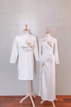 Hello , thanks for visiting my shop Brand New High Quality Vietnamese Ao Dai. Ao Dai for women 40-77 kgs Ao Dai for Man 55-80 kg DUY NHẤT Hàng nhận may theo số đo ,từ 7-10 ngày .Đặt hàng xong nhắn tin shop để may đúng size GET SEWING BY MEASUREMENTS, FROM 7-10 DAYS. message the shop to report the measurements after ordering. Hope you have found your favorite dress .Thank you Traditional White Ao Dai For Formal Occasions, Traditional White Ceremonial Dress, Embroidered Long Sleeve Ao Dai For Ceremony, Traditional White Cheongsam For Wedding, Fitted White Ao Dai For Ceremonies, White Embroidered Ao Dai For Wedding, Traditional White Ao Dai For Wedding, Festive White Embroidered Ao Dai, Festive Embroidered White Ao Dai