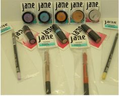 Brings back the memories! j.a.n.e. cosmetics | 27 Beauty Products Of The '90s You'll Never Use Again 90s Products, Jane Cosmetics, Jane Makeup, 90s Beauty, Shimmer Bronzer, 90s Teen, Berry Lipstick