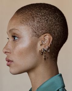 Spanish Photographer Carlota Guerrero Captures The Beauty Of Female Body In Art Nude Pictures – Design You Trust Adwoa Aboah, Shaved Head, Hair Black, Shaved Hair, Black Girls Hairstyles, Black Is Beautiful, Pixie Cut, American History, Hair Ideas