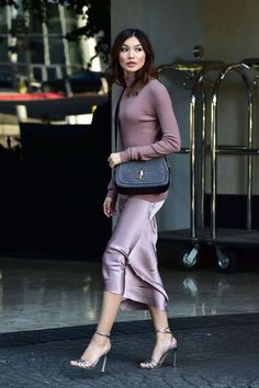 Gemma Chan Style, Gemma Chan, Fashion Blogger Style, Dakota Johnson, Fall Fashion Outfits, Looks Style, Looks Vintage, Fashion Classy, Star Fashion