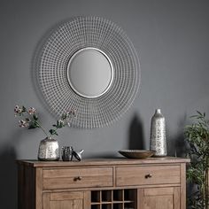 Sophisticated Silver Sunburst Wall Mirror – Iron Frame & Glass Center - Decor interiors Statement Mirror, Wire Design, Lattice Design, Light And Space, Round Wall Mirror, Unusual Design, Round Wall, New Wall, Frame Decor