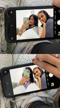 . #cover #instagram #post Aesthetic Selfie Poses With Best Friend, Selfie Poses With Best Friend, Two Friends Pose Reference, Bff Photography, Sisters Photoshoot