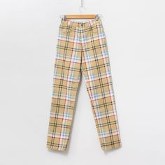 Vintage high waist jeans in plaid pattern - brand: Kejzar's Cotton Line - made of stretchy material - tapered leg - zip fly - materials: 98% cotton, 2% elastane Size from the tag: 27 Best fits women: XS/S MEASUREMENTS waist: 12.5-13.5 inches (32-34 cm) hip to hip: 18 inches (45 cm) rise: 11.5 inches (29 cm) length: 40 inches (102 cm) inseam: 29.5 inches (75 cm) CONDITION - 9/10 - Great vintage condition. Washed, ready to wear. Plaid Straight Leg Jeans For Fall, Plaid Straight Leg Cotton Pants, Plaid Cotton Straight Leg Pants, Trendy Plaid Cotton Jeans, Trendy Plaid Jeans For Fall, Plaid Jeans, Tartan Pants, Leg Women, Jean Vintage