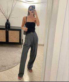 Dark Grey Wide Leg Trousers Outfit, Aritzia Effortless Pant Grey, Grey Flowy Pants Outfit, Gray Pants Outfit Summer, Dark Grey Dress Pants Outfit Women, Gray Tailored Pants Outfit, Light Grey Dress Pants Outfit Women, Dark Grey Slacks Outfit Women, Dark Gray Trousers Outfit