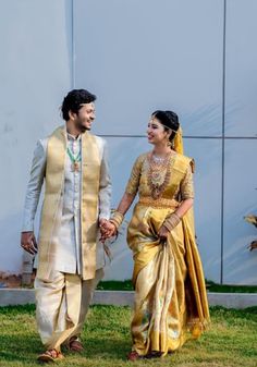 Talambralu Dress For Groom, Weeding Dress Outfits Man, Mens Bridal Wear Indian Groom Outfit, South Indian Groom Look, Muhurtham Outfit For Men, Wedding Couple Dress Indian Saree, South Indian Wedding Groom Outfits, Couple Marriage Outfit Indian, Groom Indian Reception Outfits