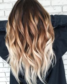 28 Coolest Blonde Ombre Hair Color Ideas in 2020 Blonde Ombre Hair Color, Hair Highlight Trends, Blonde Ombre Hair, Ombre Hair Color Ideas, Blond Ombre, Cute Hair Colors, Dyed Natural Hair