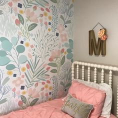 Spring wallpaper, wall paper, wallpaper peel and stick, wallpapers peel and stick, removable peel and stick wallpaper Frühling Wallpaper, Mint Decor, Wall Fabric, Professional Style, Spring Wallpaper, Smooth Walls, Wallpaper Size, Big Girl Rooms, Toddler Room