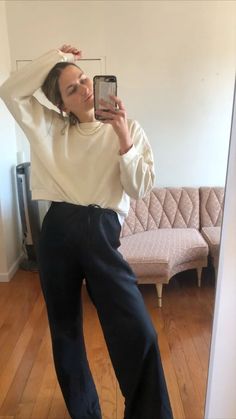 Work From Home Outfit Ideas During Coronavirus Wfh Fashion, Wfh Style, Home Outfit Ideas, Rainy Day Dress Outfit, Work From Home Outfit Ideas, Dream Photos, Wfh Outfits, Stylish Inspiration, Teacher Fits