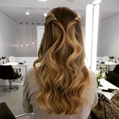 Wedding Hair Inspiration, Wedding Hairstyles For Long Hair, Formal Hairstyles, Wedding Hair And Makeup, Bridesmaid Hair, Prom Hair, Hair Looks, Hair Trends