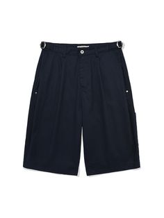 The bermuda shorts is made of washed cotton that has soft touch. The shorts features relaxed wide silhouette and curved yoke on the back. The shorts has pleats on the front and adjusters on the waist.- Metal button, zipper closure- Side pockets- Patch pockets- Back pockets- Metal buckle adjuster Summer Knee-length Cargo Shorts With Belt Loops, Summer Cotton Cargo Shorts With Belt Loops, Summer Bermuda Shorts With Cargo Pockets, Spring Cargo Bermuda Shorts, Casual Relaxed Fit Bermuda Shorts With Belt Loops, Spring Knee-length Bermuda Shorts With Cargo Pockets, Relaxed Fit Cotton Shorts With Belt Loops, Knee-length Bermuda Shorts With Cargo Pockets For Summer, Bermuda Shorts With Belt Loops For Summer