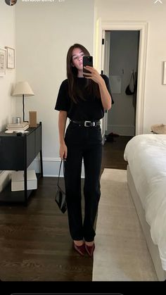 Black Work Outfit, Dinner Outfit Winter, Outfit Dinner, Dinner Outfit, A Love Letter, Black Work, Dinner Outfits, All Black Outfit