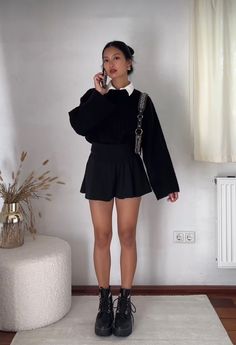 Emo Chic Outfits, Ropa Upcycling, Winter Fashion Outfits Casual, Stylish Work Attire, Classy Work Outfits, Winter Fits, Basic Outfits, Grunge Style