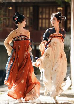 Tang Hanfu, Historical Chinese Clothing, Photo Japon, Ancient China Clothing, Chinese Ancient Clothing, Traditional Chinese Hanfu, Chinese Traditional Costume, Ancient Chinese Clothing, Image Swag