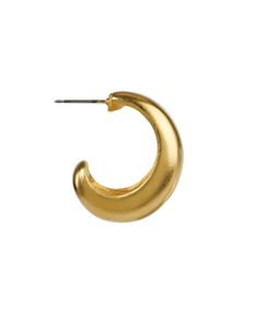 New York-based Ben-Amun creates timeless jewelry that you’ll want to wear every day, like these hoops. The staple silhouette is finished in brushed 24k gold for a luxurious feel, making them perfect for everyday wear. Pair yours with your favorite blouses and dresses to add some sophistication to your ensembles. Valentines Frames, Skirt And Top Dress, Small Gold Hoop Earrings, Frances Valentine, Small Gold Hoops, Work Accessories, Timeless Jewelry, Scarf Jewelry, And Dresses