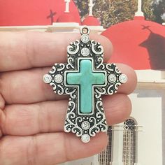 You will receive BULK 3 - Ornate Cross Charm with Turquoise Magnesite Cross and Crystal Accents in Antique Silver Pewter! These charms are a quality Silver Pewter for all your jewelry and crafting projects! - (3) Silver Cross Charm - 55x40mm ( 25.4mm = 1 inch ) - Quality Pewter - Item # SP1279B All Items will come as shown in a poly bag! WE ARE LOCATED IN TEXAS. WHICH MEANS YOU RECEIVE ITEMS QUICKLY IF IN THE U.S! WE ALSO SHIP INTERNATIONALLY All items are shipped after payment is received for y Clay Cross, Ornate Cross, Bling Flip Flops, Cowgirl Bling, Turquoise Cross, Silver Cross Pendant, Jewellery Making Materials, Gold Cross Pendant, Western Jewelry