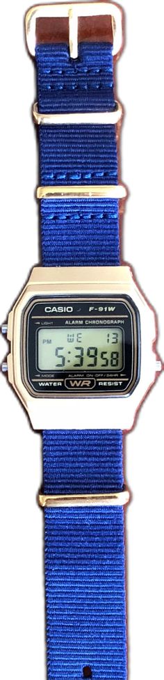 Caiso Watch Metal Navy, Gold Digital Watch With Stopwatch, Small Gold Watch Casio, Retro Blue Analog Watch, Vintage Blue Watch With Metal Dial, Vintage Blue Analog Watches, Watch Gifts, Casio Watch, Gold Accents