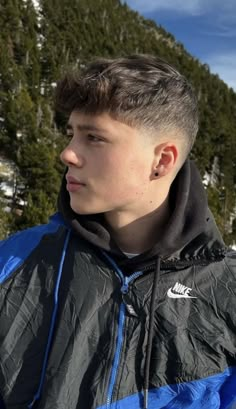 Boys Fade Haircut, Teen Haircuts, Teen Boy Haircut, Boy Haircuts Short, Mens Haircuts Short Hair, Men Haircut Curly Hair, Mens Hairstyles Thick Hair