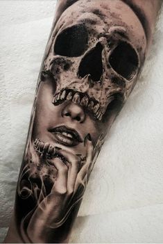 2024's Top Men's Tattoos: Bold Designs & Timeless Ink Trends Pattern Tattoos, Catrina Tattoo, Skull Sleeve Tattoos, Skull Sleeve, Scary Tattoos, Geniale Tattoos, Skull Tattoo Design, Sleeve Tattoos For Women, White Tattoo