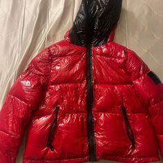 Clavin Klein Mens Puffer Jacket Xl Brand New Never Worn Calvin Klein Fall Puffer Outerwear, Calvin Klein Puffer Outerwear For Cold Weather, Casual Red Down Outerwear, Red Puffer Outerwear For Cold Weather, Red Outerwear With Padded Collar For Streetwear, Red Outerwear With Padded Collar For Cold Weather, Red Padded Collar Outerwear For Streetwear, Red Padded Collar Outerwear For Cold Weather, Red Weatherproof Long Sleeve Outerwear