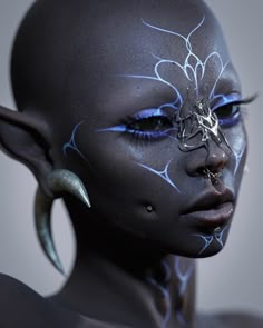 Cyberpunk Makeup, Futuristic Makeup, Alien Makeup, Bob Hair Color, Creepy Halloween Makeup, Trendy Hair Color, Futuristic Art, Trendy Hair, Eye Makeup Art