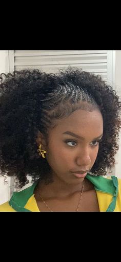 Fulani Afro Hairstyles, Summer Protective Styles For Black Women Natural Hair, Braided Front Natural Hair, Half Braids Half Afro, Half Braids Natural Hair, Easy Summer Hairstyles Black Women, Natural Feed In Braids, Half Braided Natural Hairstyles, Cornrows And Curly Hair