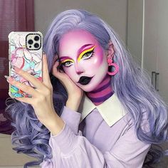 Kara Beauty on Instagram: "“We’re all mad here. I’m mad. You’re mad.” The coolest Cheshire Cat around @ericaswn 💕💜Love, love, love this look! 💜💕 🪄Kara Beauty color lashes in the mix. #karabeauty #karabeautyofficial #karababe #cheshirecat #cheshirecatmakeup #halloween2021 #halloweenlooks #colorlashes #veganfriendly" Cheshire Cat Makeup, Cheshire Cat Halloween, Halloween Bride Costumes, Alice In Wonderland Makeup, Cheshire Cat Costume, Wonderland Makeup, Cat Halloween Makeup, Alice In Wonderland Cheshire Cat, Wonderland Cheshire Cat