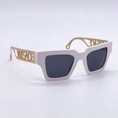 100% New Authentic Eyewear With Full Package Brand: Versace Model: Ve4431 401/87 50-22-145 Condition: New With Full Package Frame Material: Metal, Acetate Frame Color: White, Gold Lens Color: Grey Size: 50-22-145 100% Uv Protection Made In Italy Item Includes: - Authentic Eyewear - Certificate Of Authentic - Authentic Case, Cloth - Cleaning Cloth We Guarantee That All Our Items Are 100% Authentic And Brand New. Modern White Square Frame Sunglasses, White Square Frame Sunglasses For Beach, Chic White Square Frame Sunglasses, Designer White Sunglasses With Polarized Lenses, Designer White Polarized Sunglasses, Luxury Optic White Sunglasses For Summer, White Square Frame Sunglasses With Mirrored Lenses, Luxury White Sunglasses With Uv Protection, White Square Frame Sunglasses With Polarized Lenses