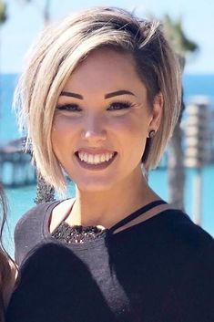 Short Blonde, Trending Hairstyles, Short Blonde Hair, Bob Cut, Short Hairstyles For Women, Bobs Haircuts