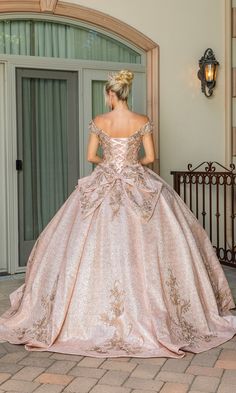 Gold lace embroidered off the shoulder a-line quinceanera ball gown with bow detail on back. Debut Planning, Quinceanera Themes Dresses, Quinceanera Themes, Simple Gowns, Quince Dress, Embroidered Bodice, Quinceanera Dress, Prom Girl, Small Rose