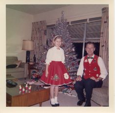 Christmas, 1964... Funny Family Christmas Photos, Awkward Family Christmas, Funny Christmas Photos, Christmas Pictures Vintage, Matching Christmas Outfits, Old Time Christmas, Vintage Christmas Photos, Aluminum Christmas Tree, Poodle Skirt