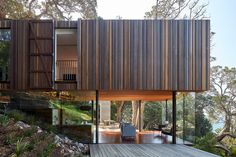 Gallery of Mawhitipana / MacKayCurtis - 1 New Zealand Beach, Pretty Homes, Coastal Architecture, Architecture Awards, Wood Siding