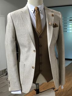 Patterned Suits For Men, Beige Color Code, Suits Outfits, Patterned Jacket, Stylish Mens Suits, Slim Fit Suit Men, Slim Blazer, Classy Suits, Big Men Fashion