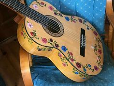 Tropical Flower Design, Guitar Obsession, Guitar Painting, Mushroom Design, Guitar Art, Tropical Flower, Ukelele, Music Aesthetic, Guitar Design