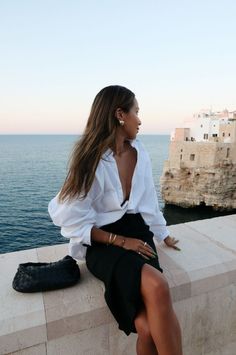 summer outfits
European summer
European style
button down top
summer must haves
coastal style
casual outfit
summer style
summer nights
picture inspiration
dream vacation Looks Pinterest, Europe Outfits, Italy Outfits, Foto Tips, Bohol, Beach Outfits, Looks Chic, Looks Style, Mode Inspiration