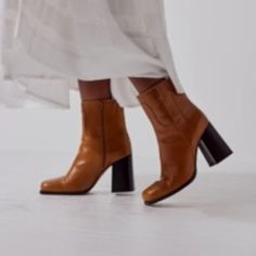 Brand New, Never Worn Free People Women's Heel Boots Made Of Brown Leather. Great Quality And Very Chic, Just Ordered The Wrong Size For Myself. These Are Size 7. Will Come In Original Box. Rounded Square Toe And Chunky Block Heel For A Versatile Boot That You Can Dress Up Or Down. Currently On Sale At Nordstrom For $178. Ankle Heel Boots, Free People Booties, Tan Leather Ankle Boots, Women Heel Boots, Free People Boots, Grunge Boots, Grey Booties, Rounded Square, Ankle Heels